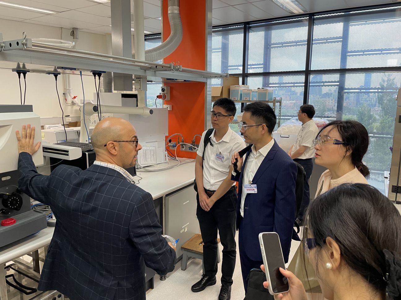 Demonstration of equipment at the Ecosciences Precinct in December 2023